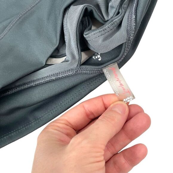 Free People Movement In Your‎ Corner Bra Size S Gravelstone - Picture 8 of 8